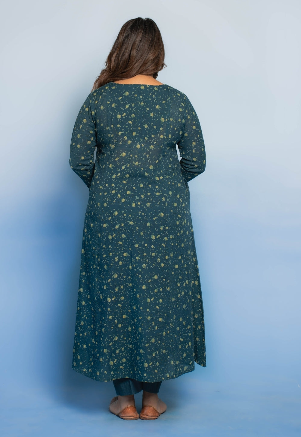 Vina Teal Blue Dabu Mul Cotton Kali Kurta