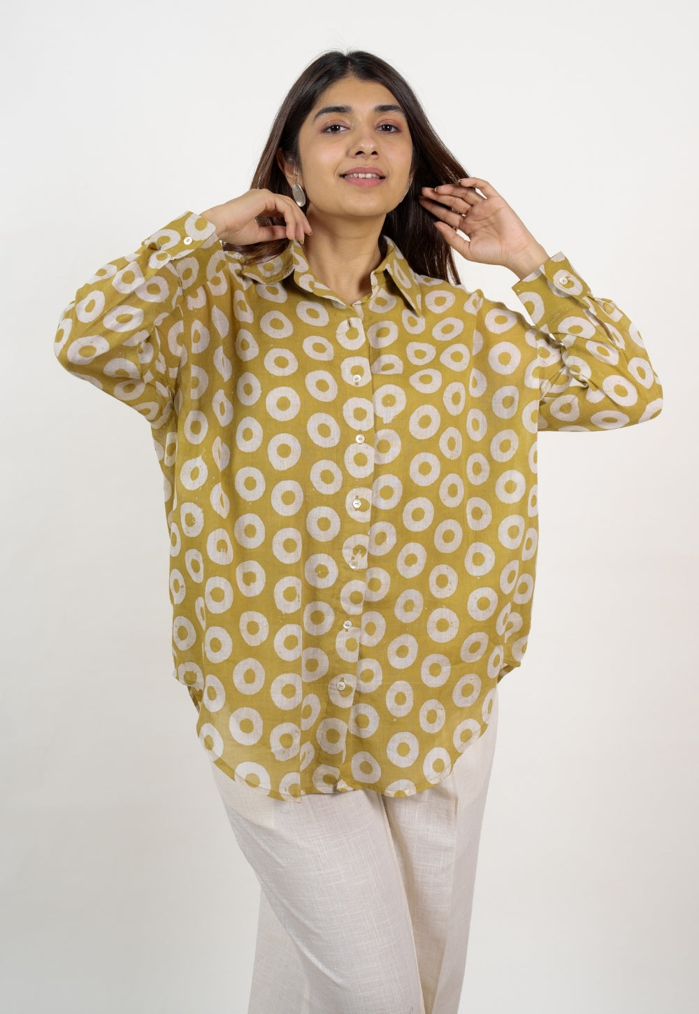 Ruhi Green Batik MulMul Anit-Fit Shirt