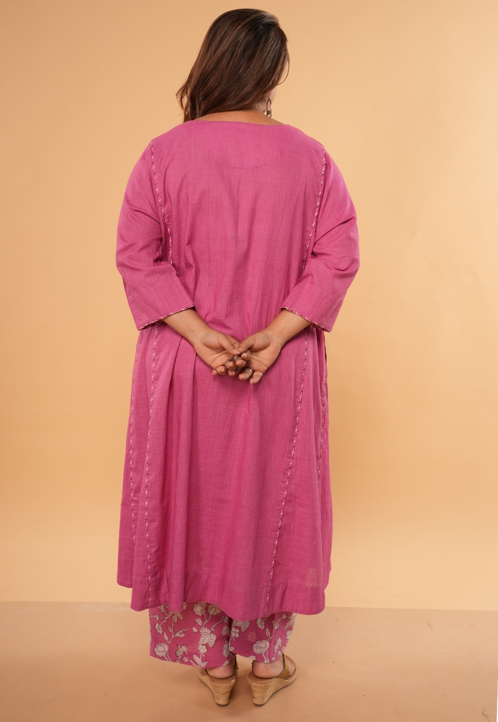 Kusha Pink Solid Slub Cotton Jhabbha Kali Kurta