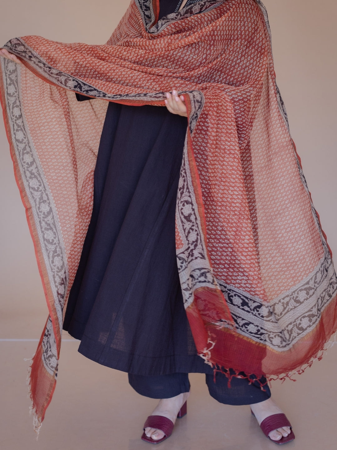 Red Butti Bagru Kota Doria Cotton Dupatta