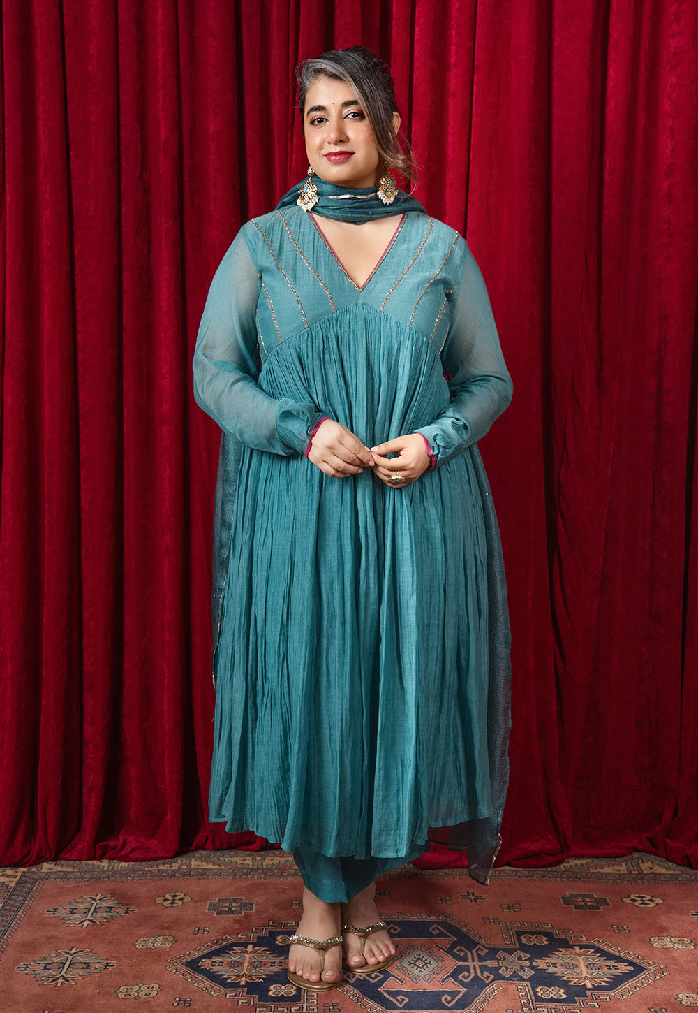 Prita Green Solid Muslin Narrow Pant