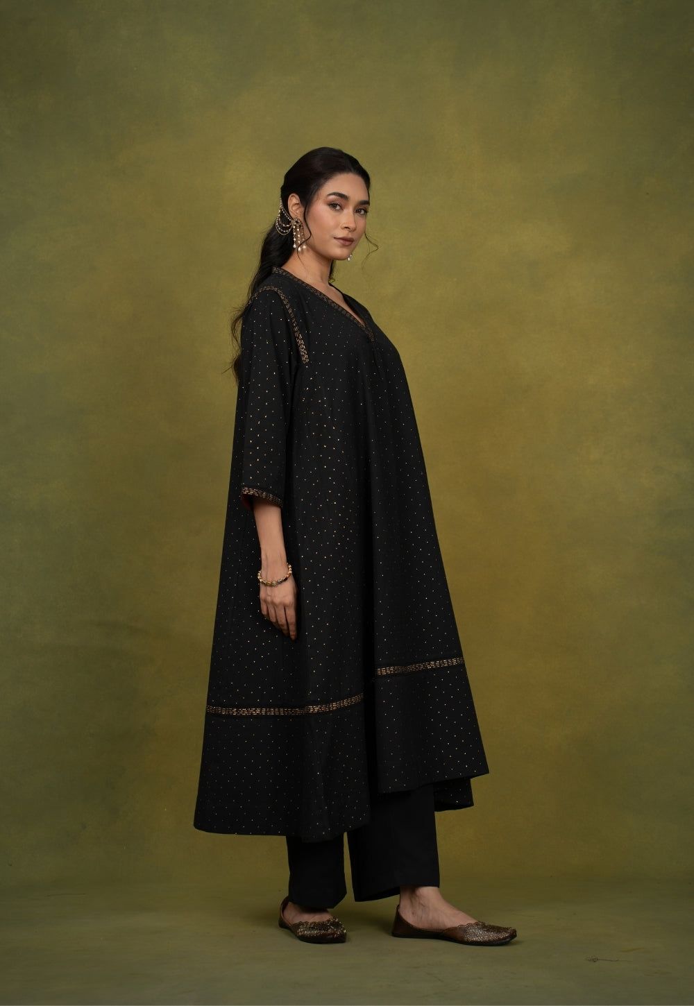 Qainat Black Rogan Handlock Printed Cotton Jhabbha Kali Kurta Suit Set (Set of 3)