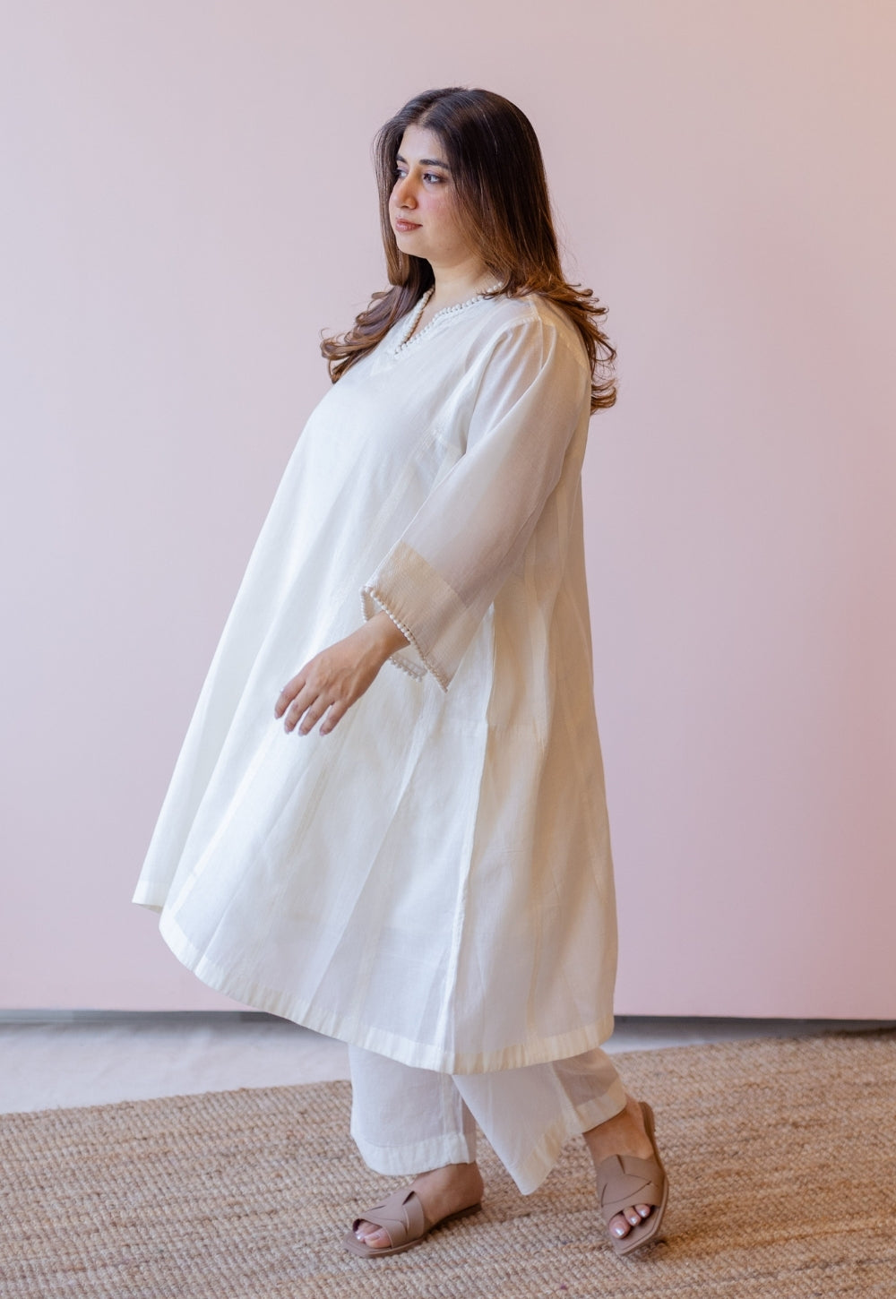 Soha Off White Solid Handloom Cotton Anti-Fit Kurta