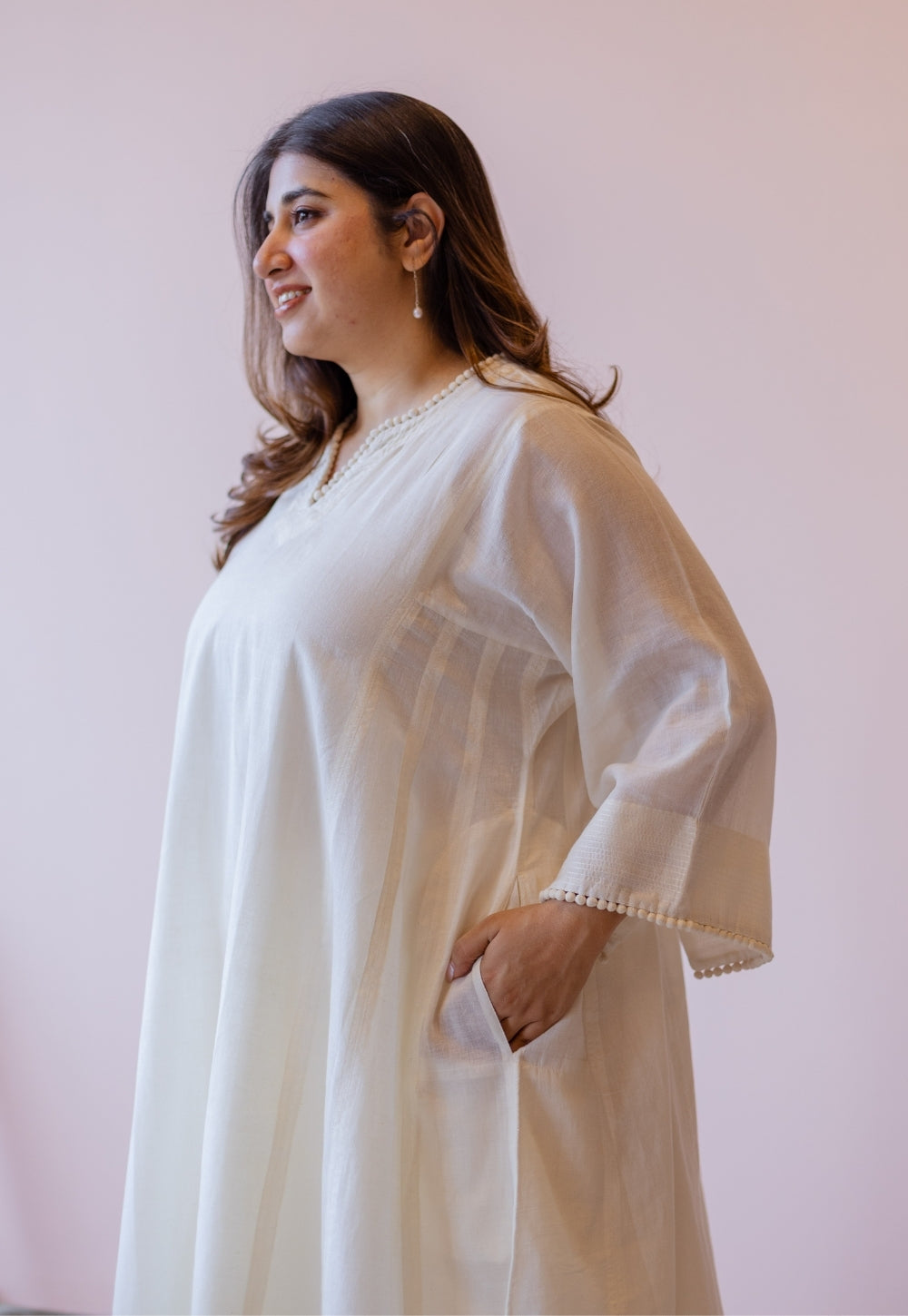 Soha Off White Solid Handloom Cotton Anti-Fit Kurta