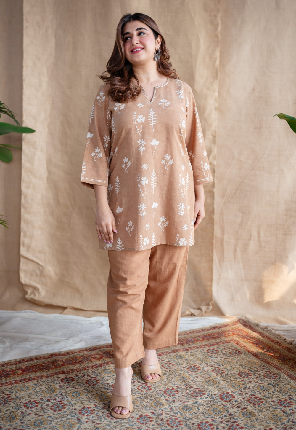 Mishel Dabu Slub Cotton Embroidered Top