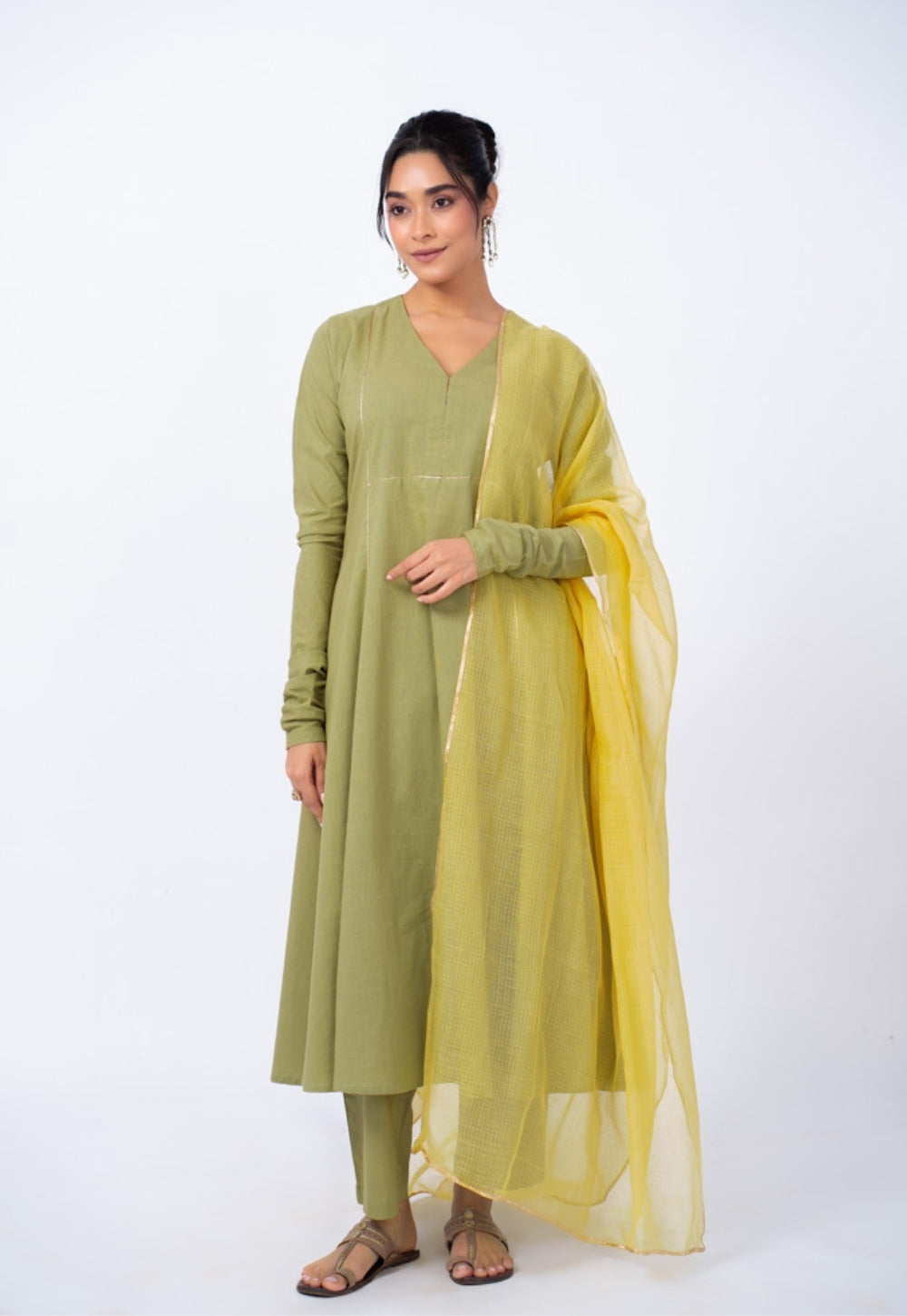 Yalini Green Solid Slub Cotton Kali Kurta Suit Set with Solid Dupatta (Set of 3)