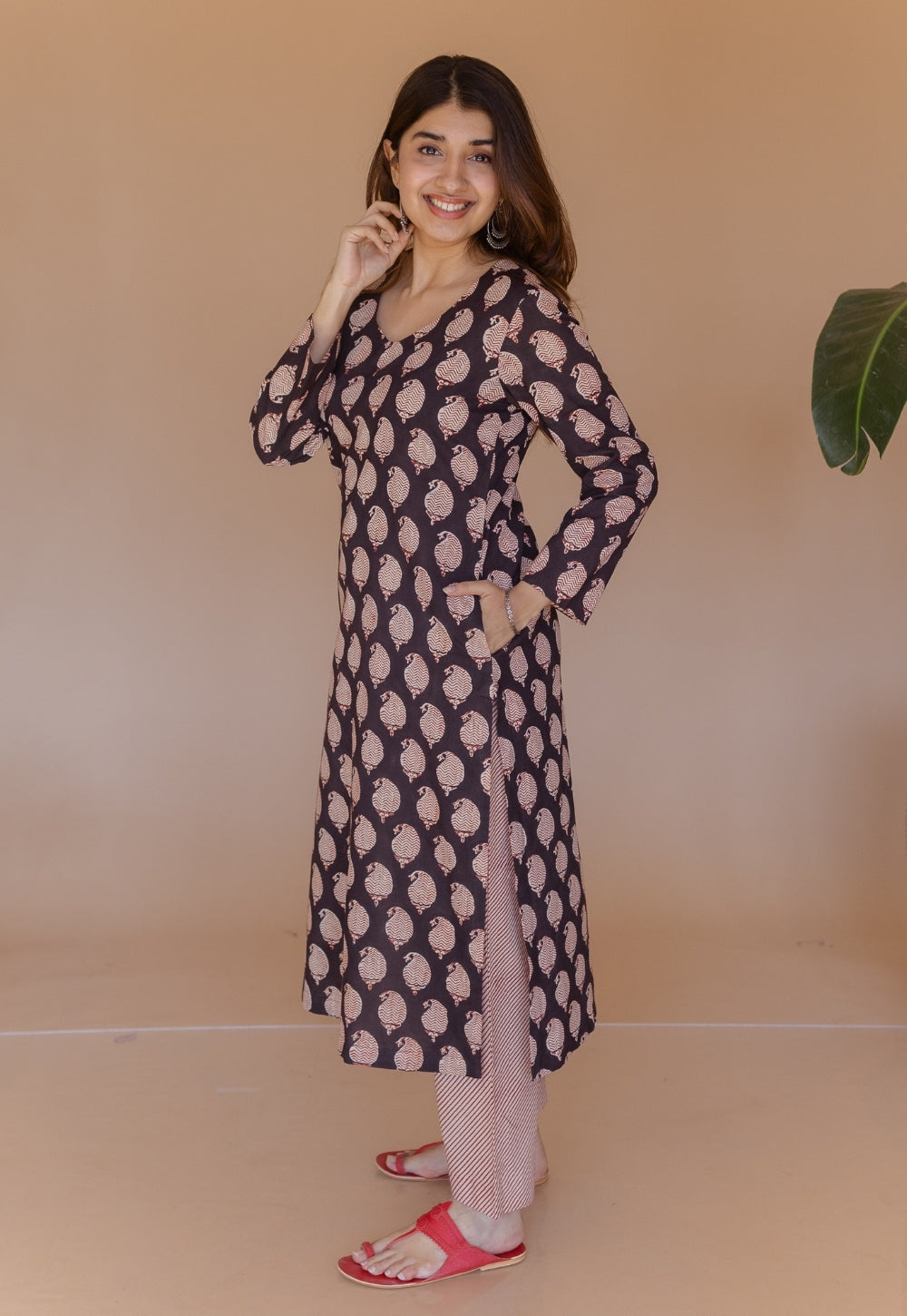 Aarushi Black Bagru Cotton Straight Suit Set (Set of 3)