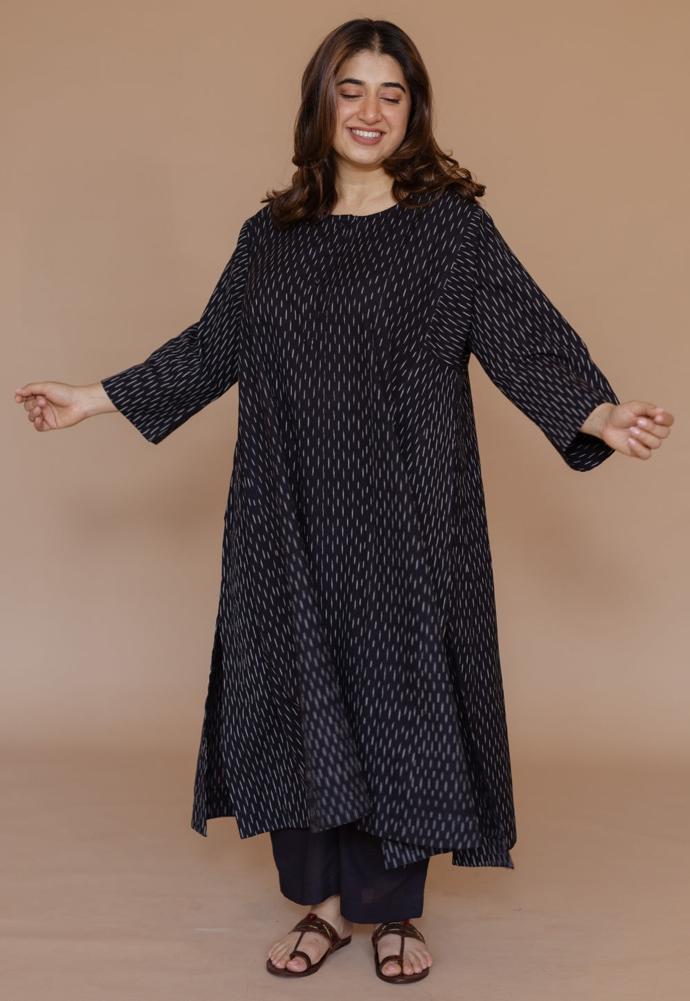 Alizah Black Handloom Ikkat Cotton Jhabbha Kali Kurta