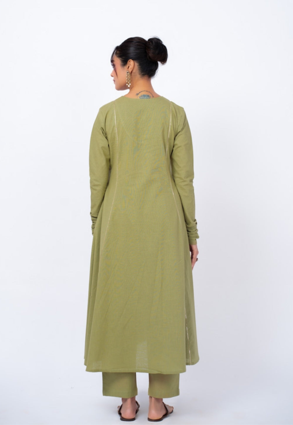 Yalini Green Solid Slub Cotton Kali Kurta Suit Set with Solid Dupatta (Set of 3)