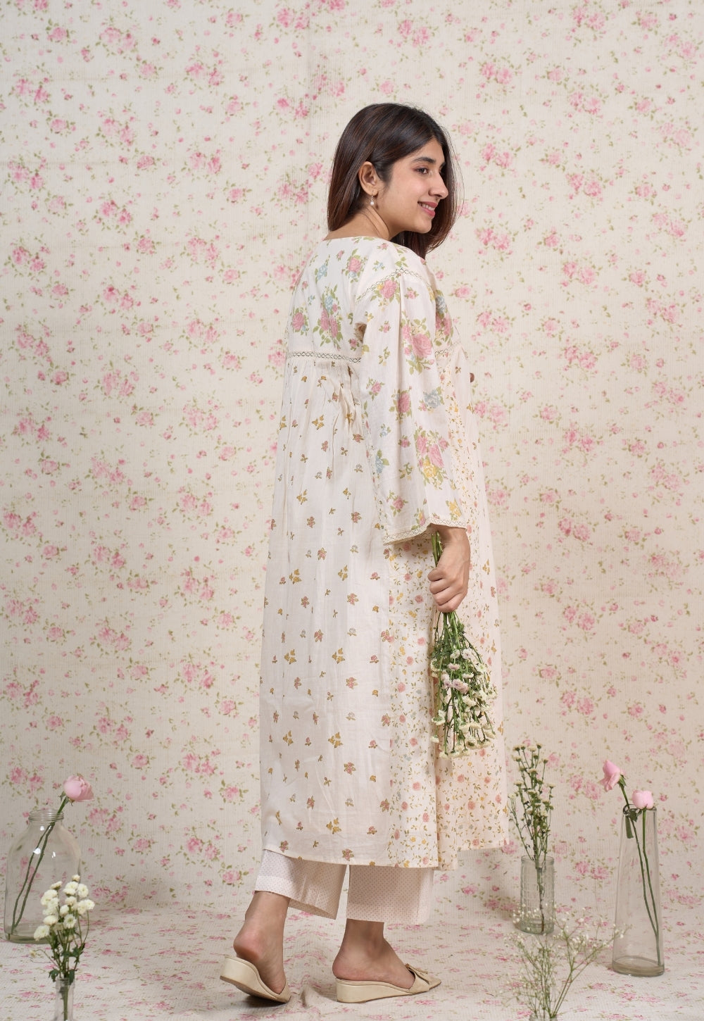 Yashi White Sanganeri Mul Cotton Straight Pant