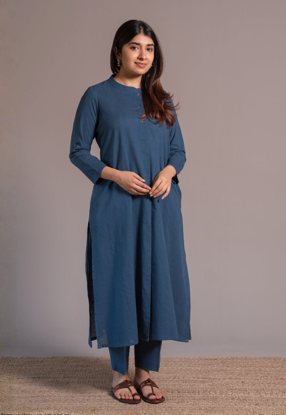 Indigo Solid Slub Cotton Straight Kurta - DyeVerse
