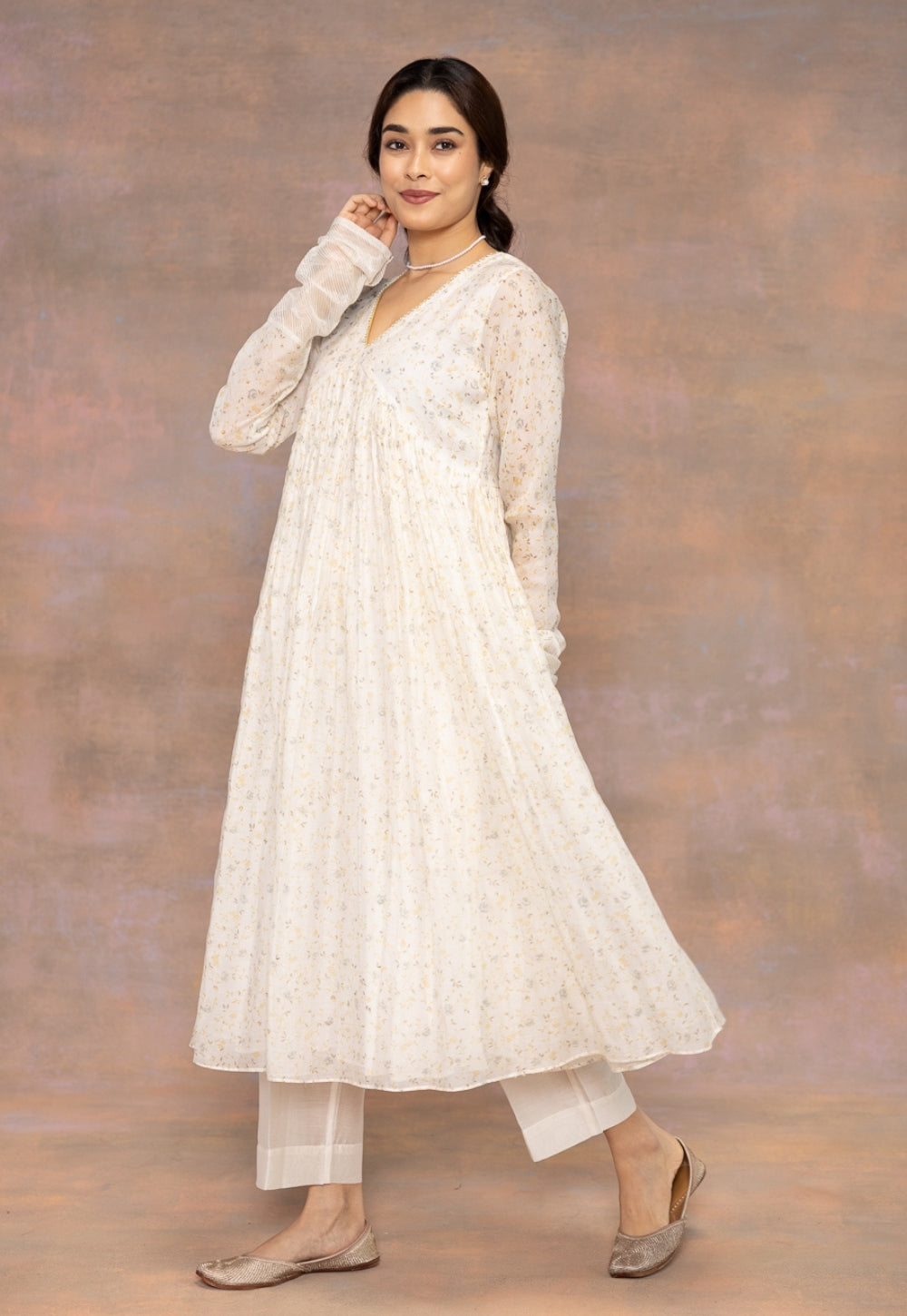 Prita White Solid Chanderi Silk Narrow Pant