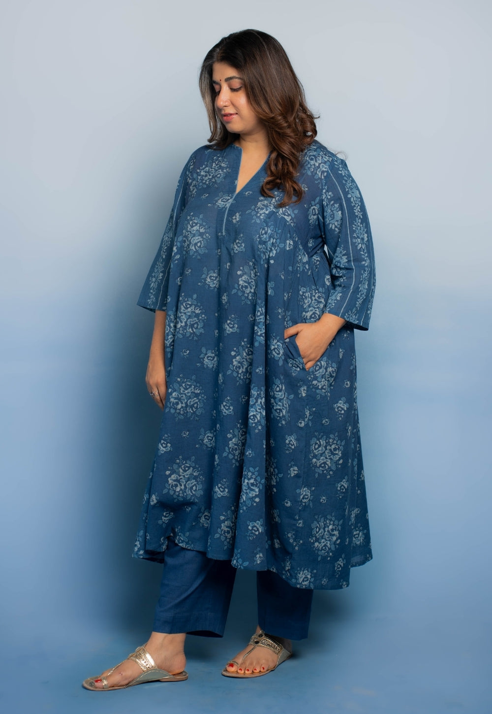 Drishti Blue Dabu Mul Cotton Kali Kurta
