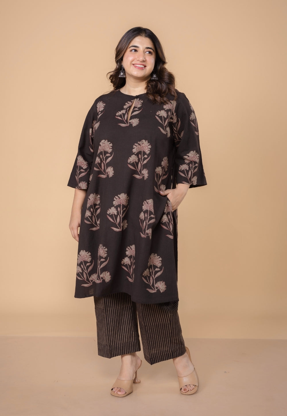 Zarina Brown Dabu Slub Cotton Straight Kurta