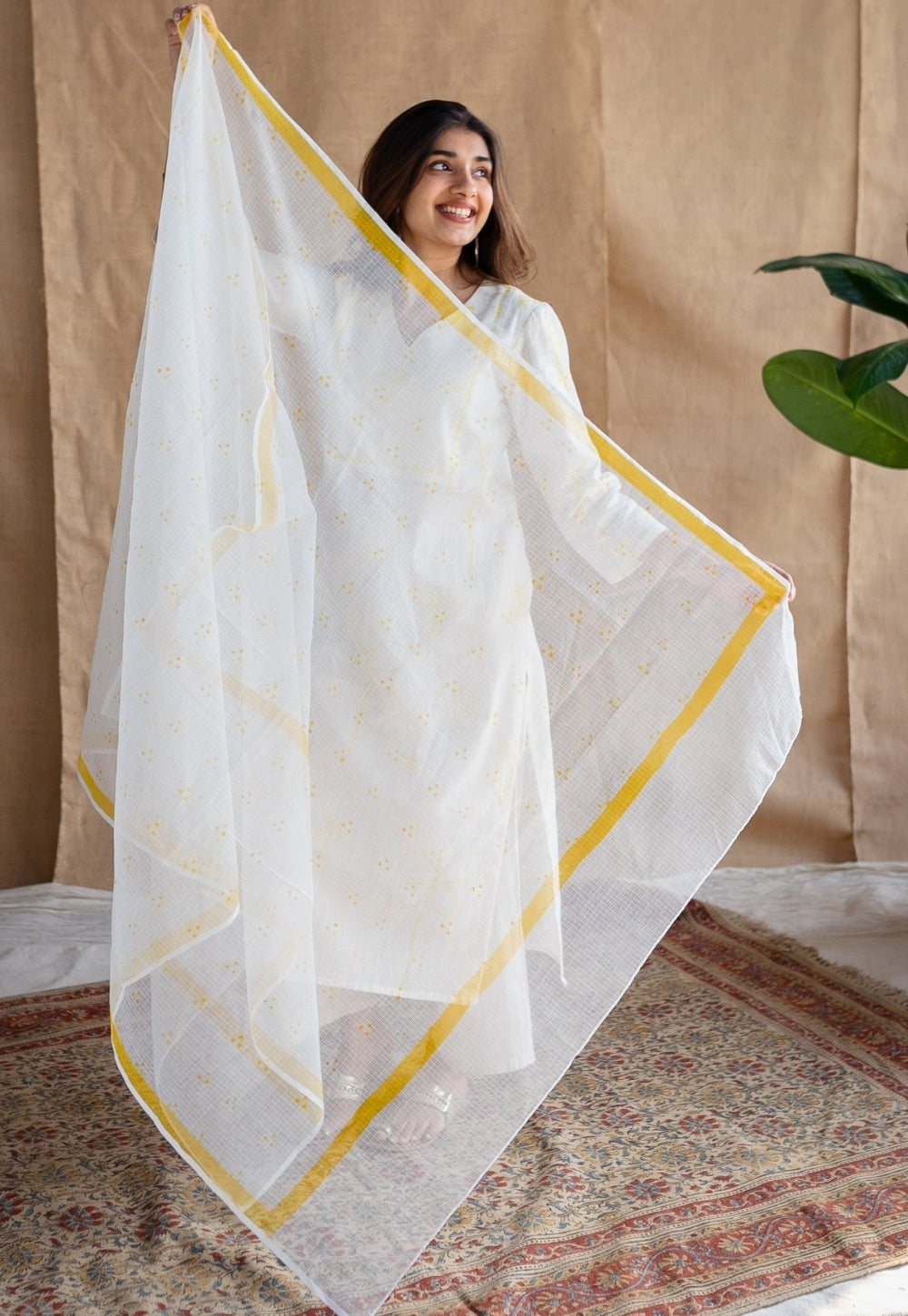 Seira Dabu Slub Cotton Hand Embroidered Kurta