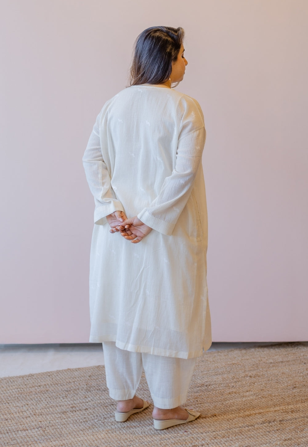 Naina Off White Jamdani Handloom Cotton Anti-Fit Kurta