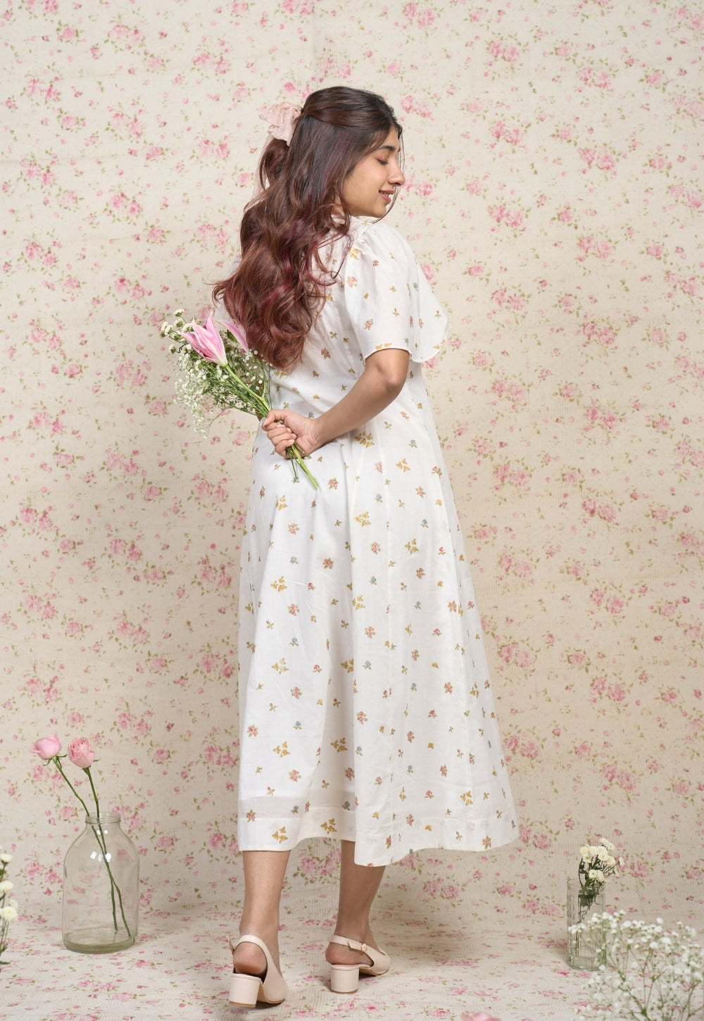 Sophia White Sangnaeri Mul Cotton A Line Dress