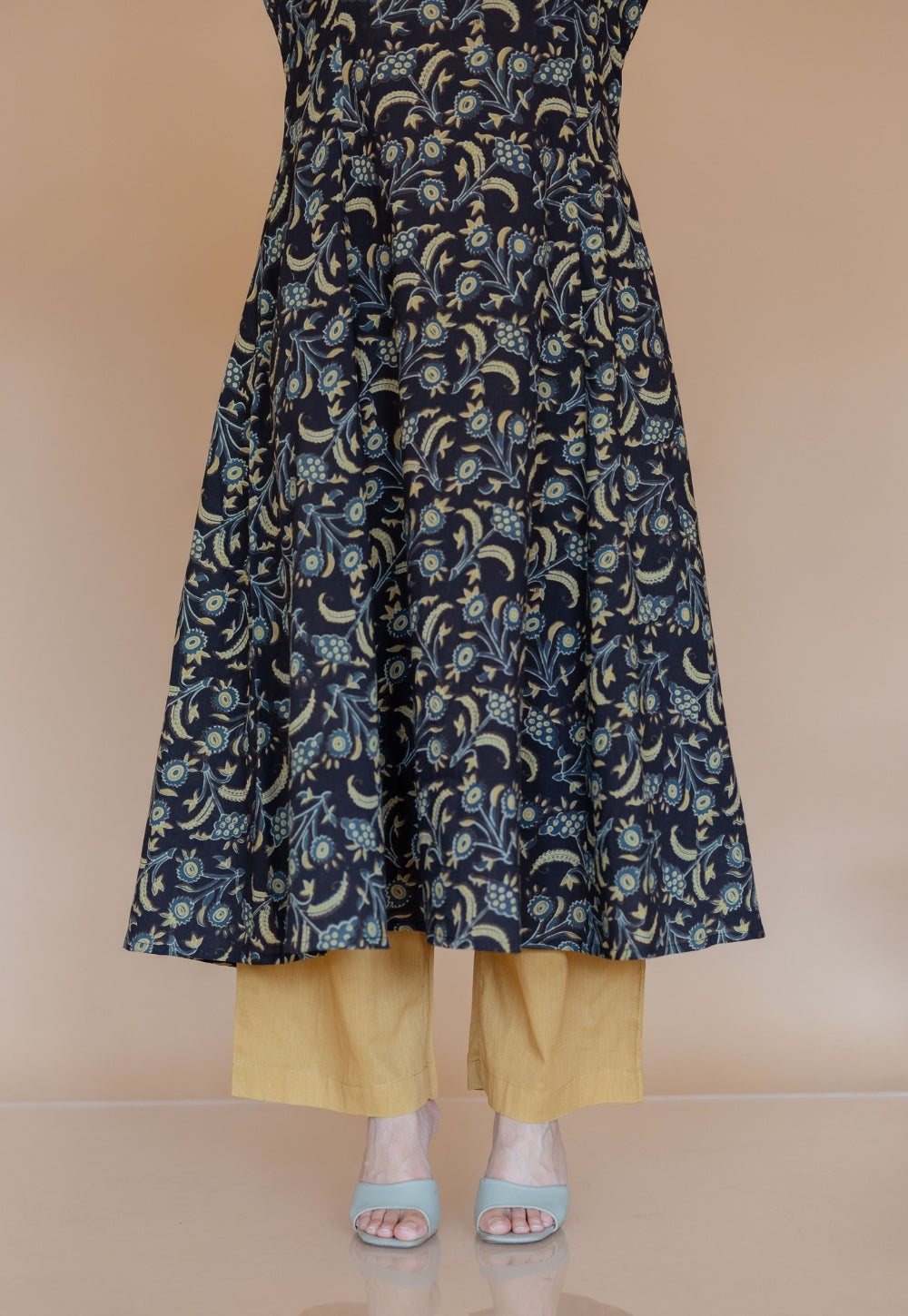 Yami Yellow Solid Slub Cotton Palazzo
