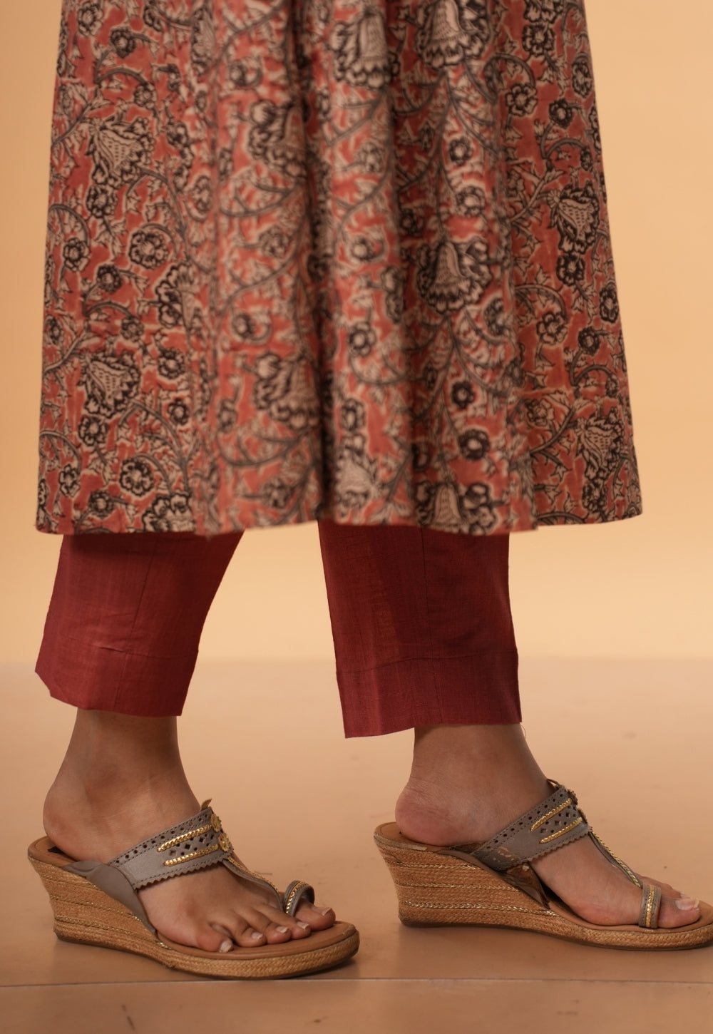 Prita Pink Solid Slub Cotton Narrow Pant