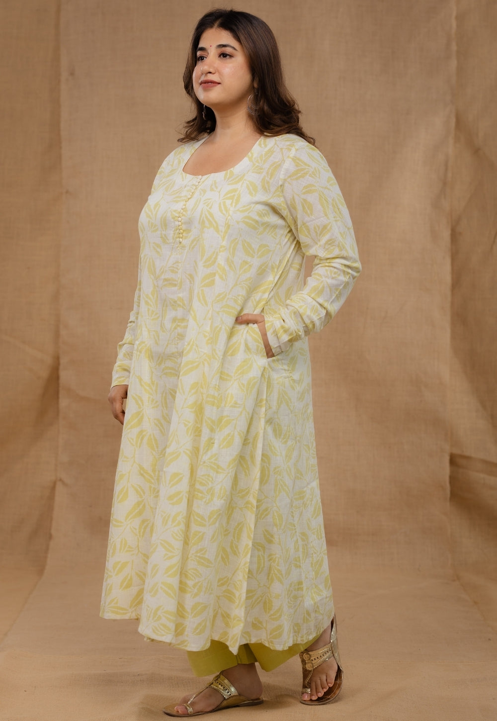 Akrita Green Hand Block Print Slub Cotton Kali Kurta