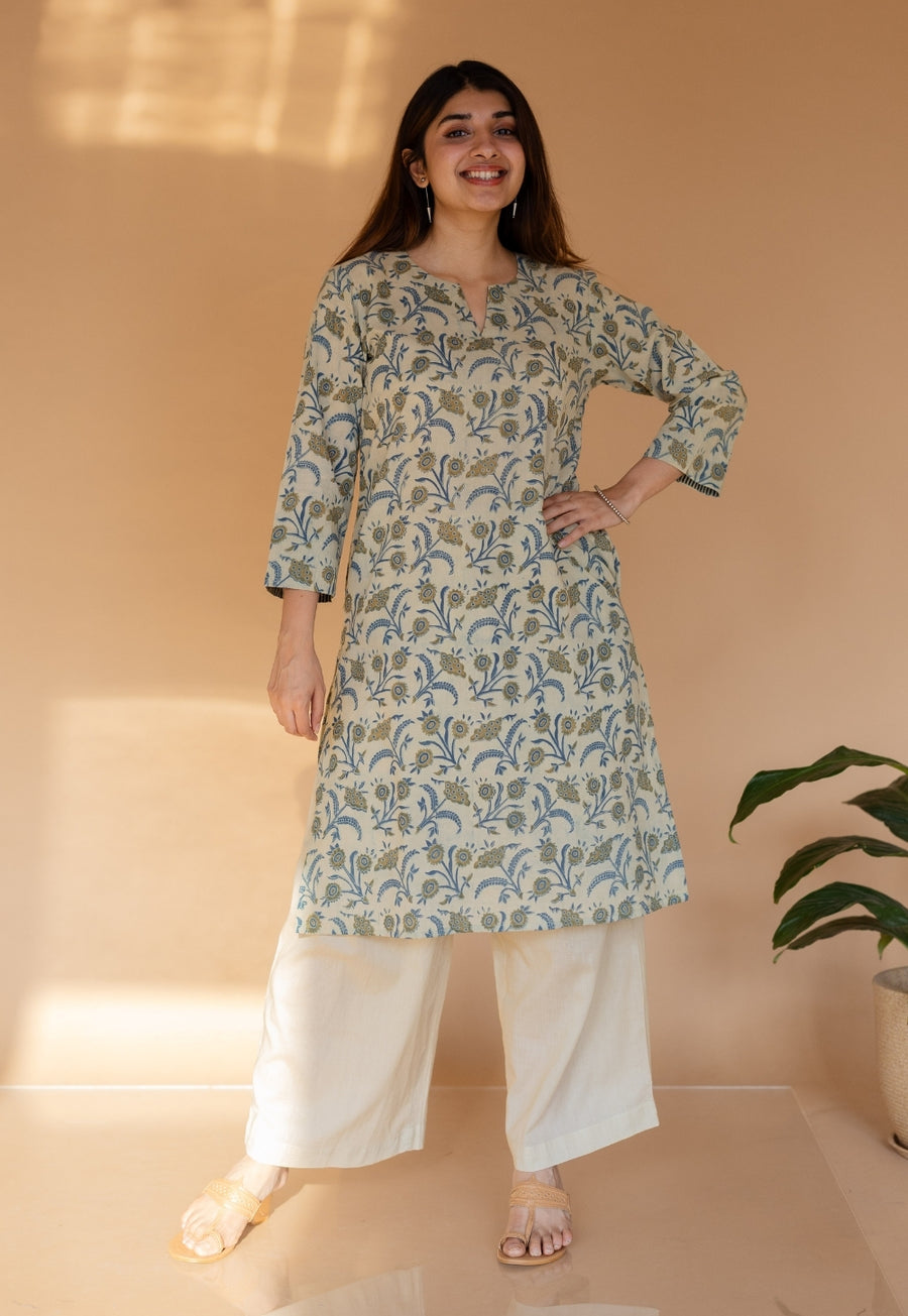 Hitanshi Off White Ajrakh Cotton Straight Kurta