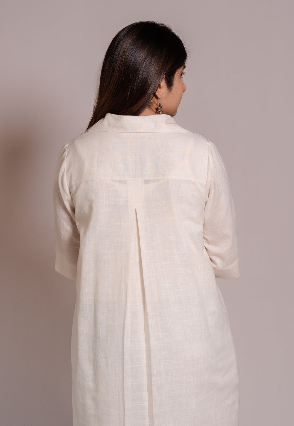 Off White Solid Slub Cotton Straight Kurta - DyeVerse