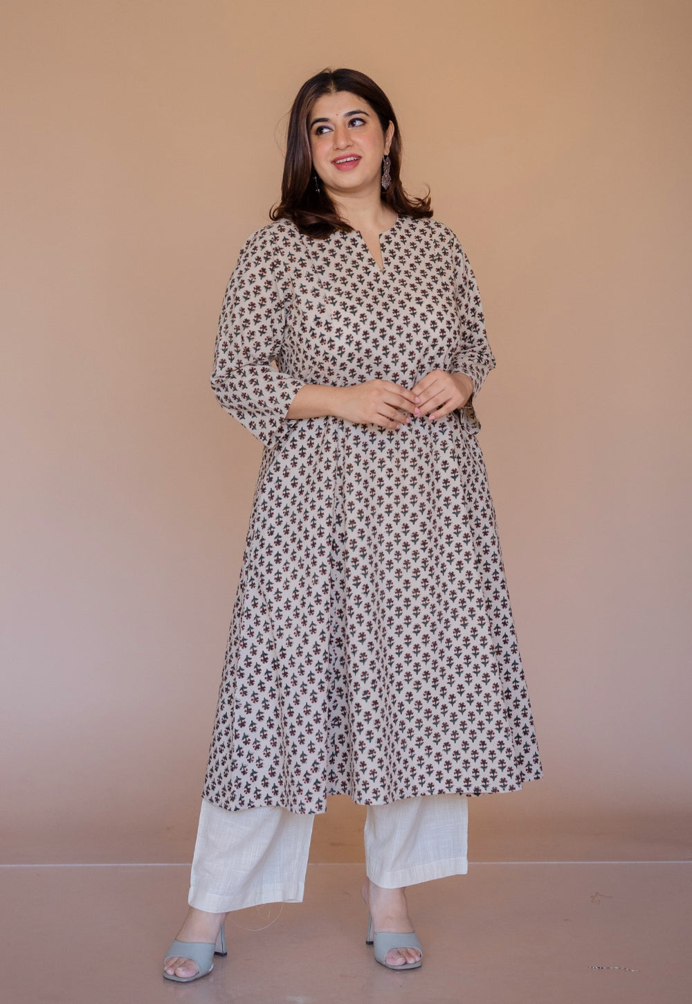 Malika Off White Bagru Cotton Kali Kurta