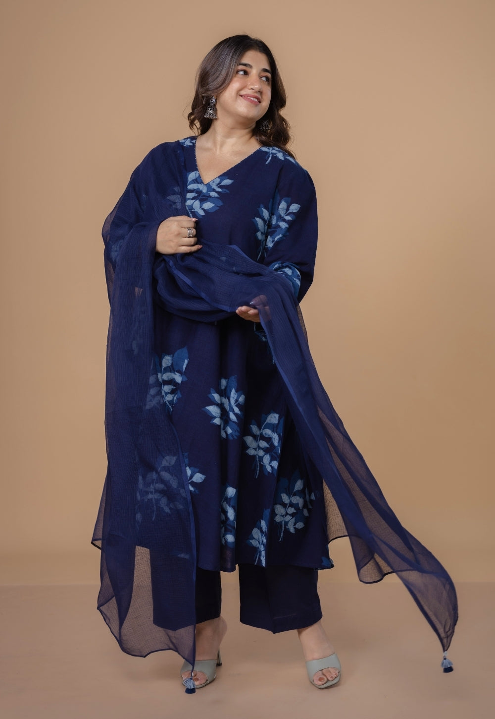 Blue Solid Kota Doria Dupatta with Tassels