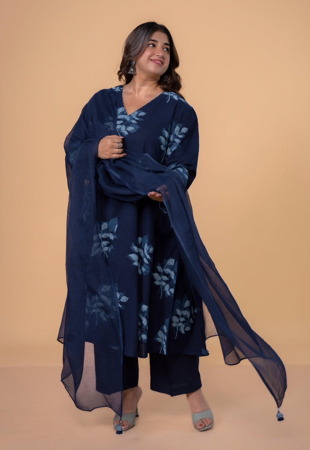 Blue Solid Kota Doria Dupatta with Tassels