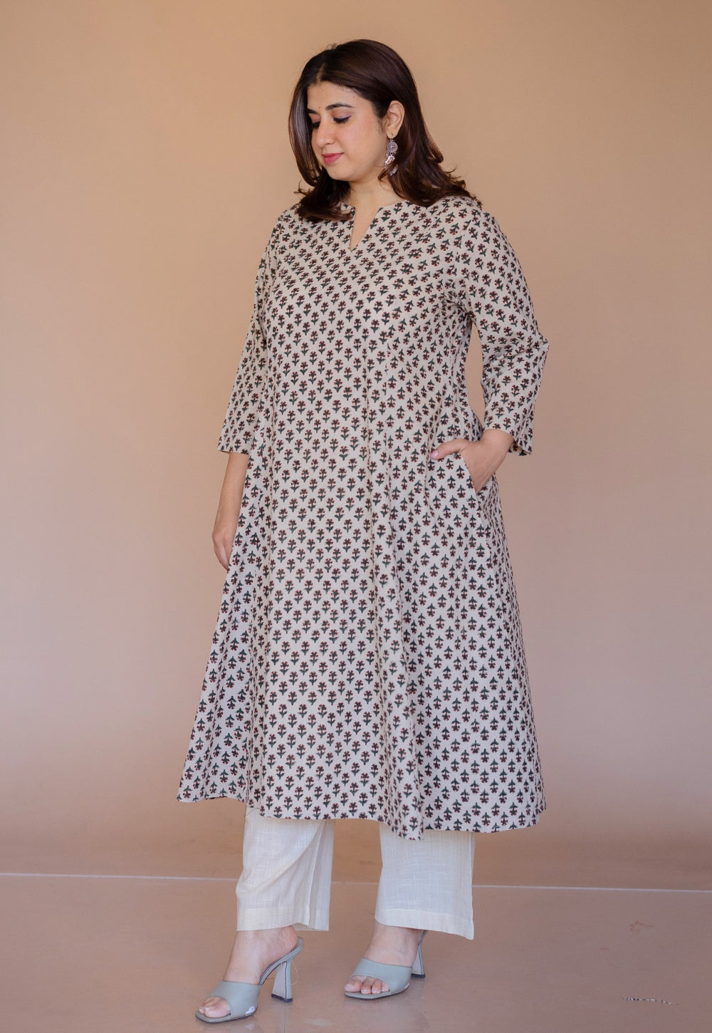 Malika Off White Bagru Cotton Kali Kurta