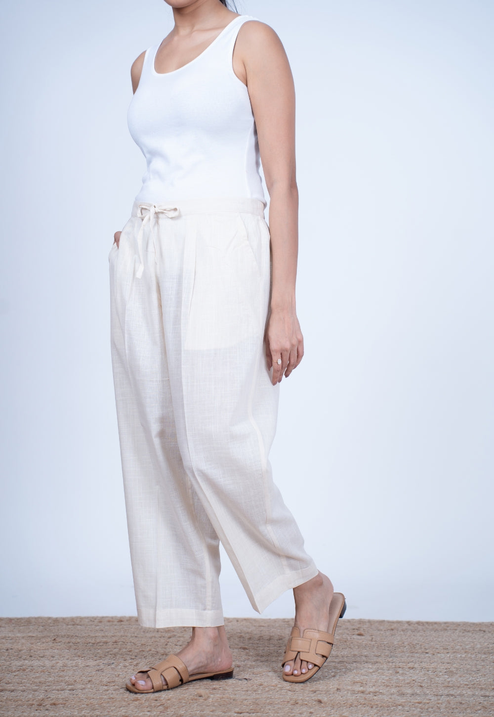 Yashi White Solid Slub Cotton Straight Pant