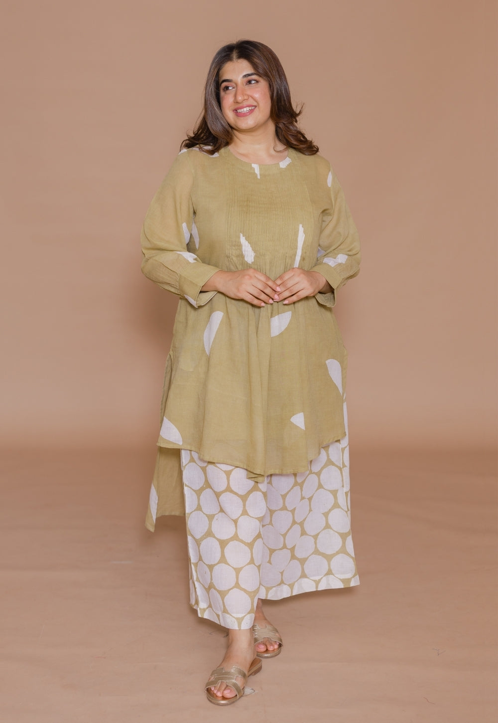 Yusra Green Batik MulMul Straight Kurta