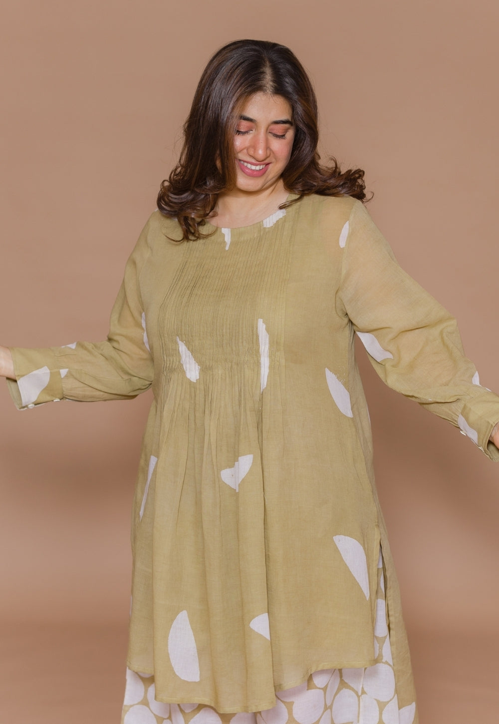 Yusra Green Batik MulMul Straight Kurta Set (Set of 2)