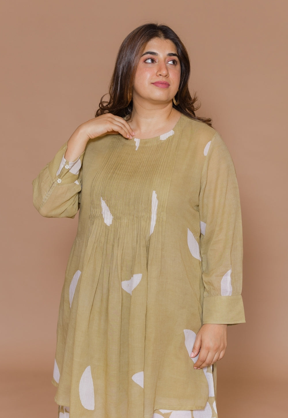 Yusra Green Batik MulMul Straight Kurta Set (Set of 2)