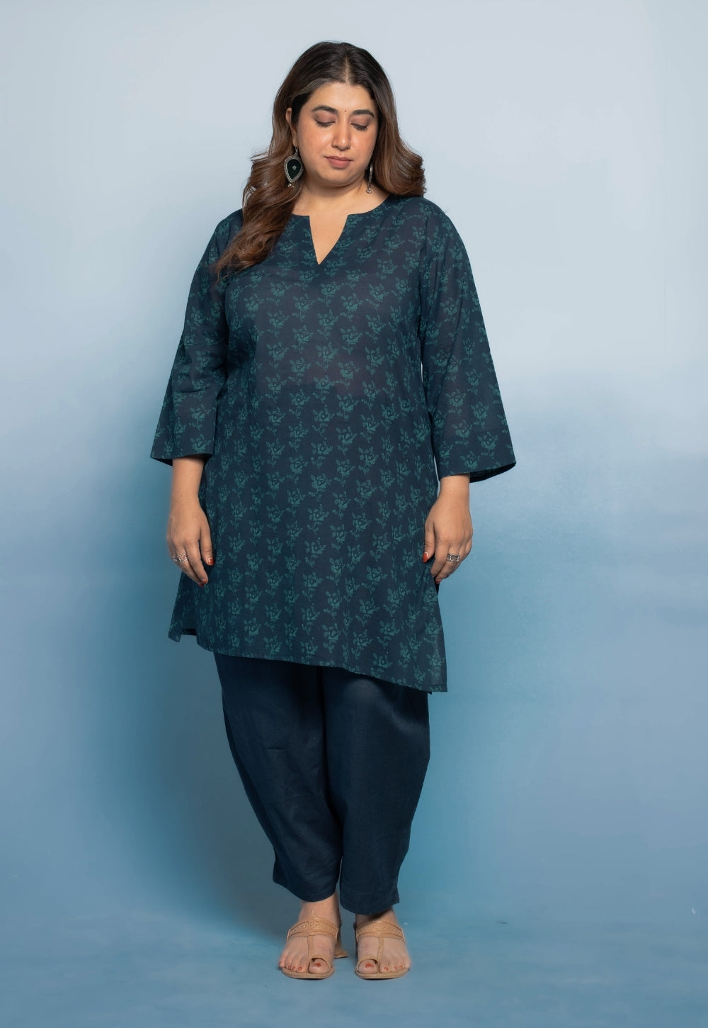 Anvi Blue Dabu Mul Cotton Straight Short Top
