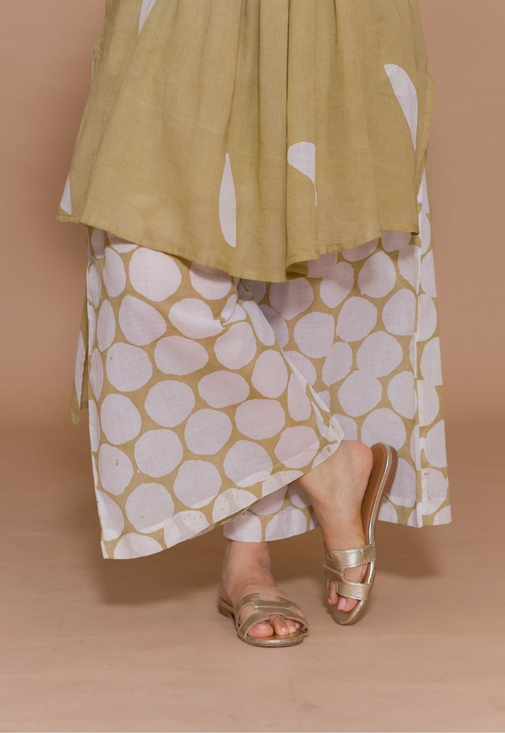 Aqsa Green Batik MulMul Wide Pant
