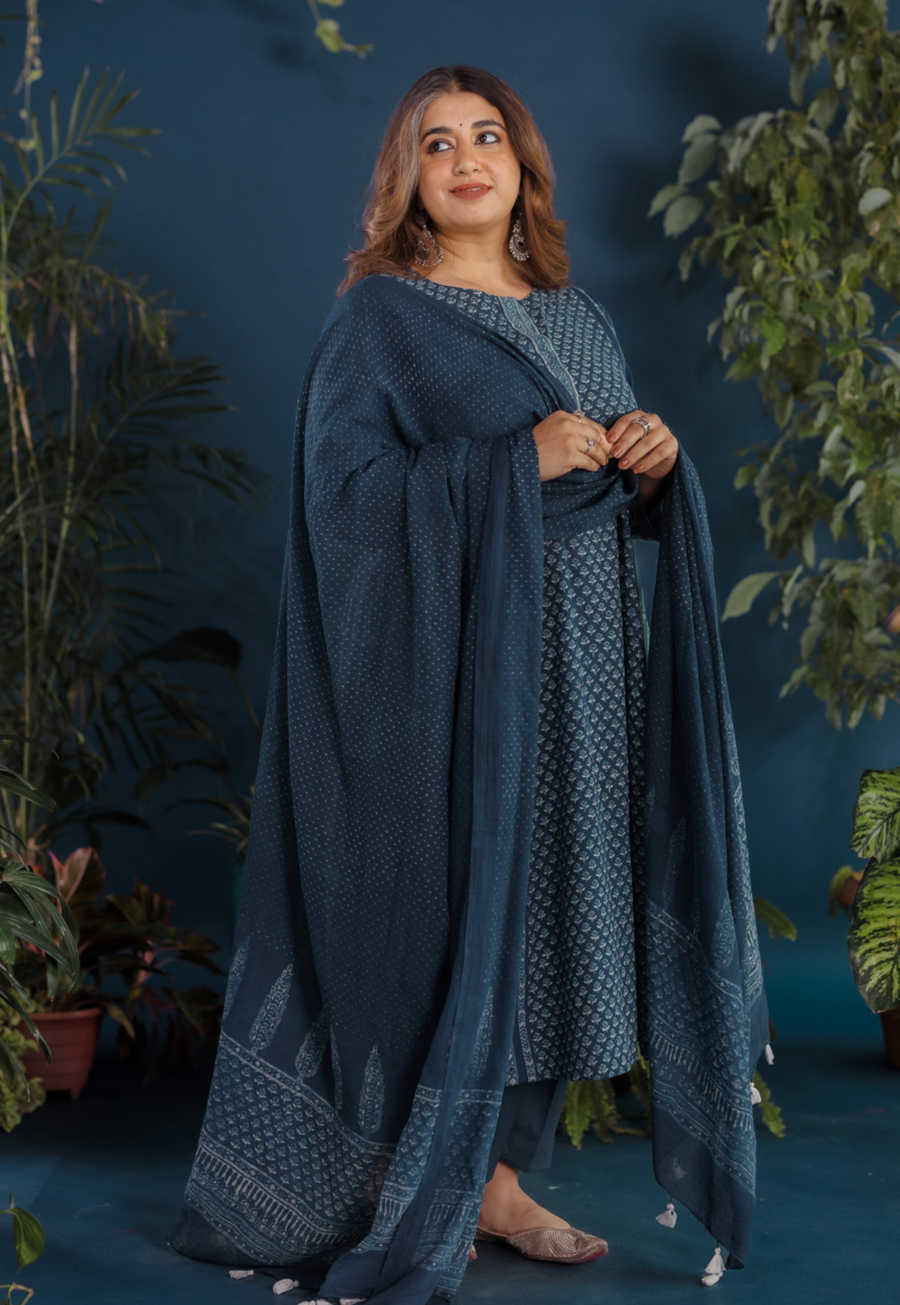 Blue Butta Ajrakh Mul Cotton Dupatta