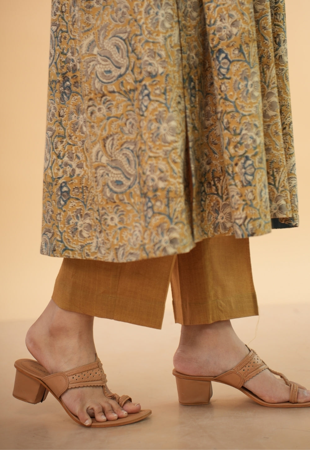 Prita Yellow Solid Slub Cotton Narrow Pant