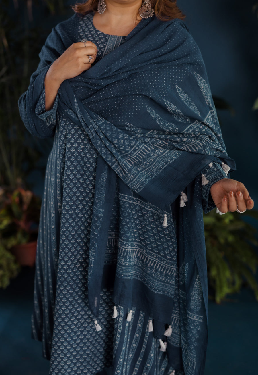 Blue Butta Ajrakh Mul Cotton Dupatta