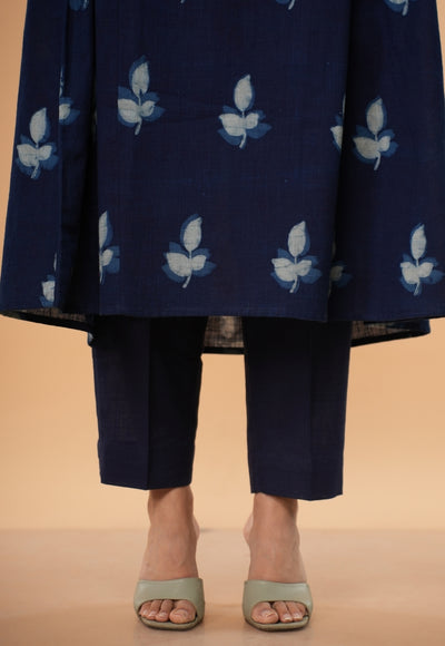 Prita Blue Solid Slub Cotton Narrow Pant