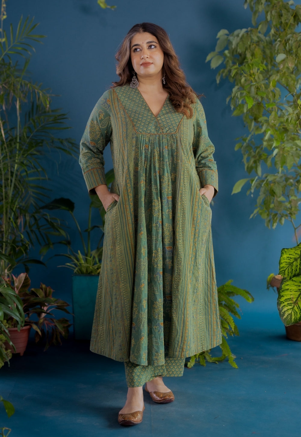 Yashi Green Butti Ajrakh Cotton Straight Pant