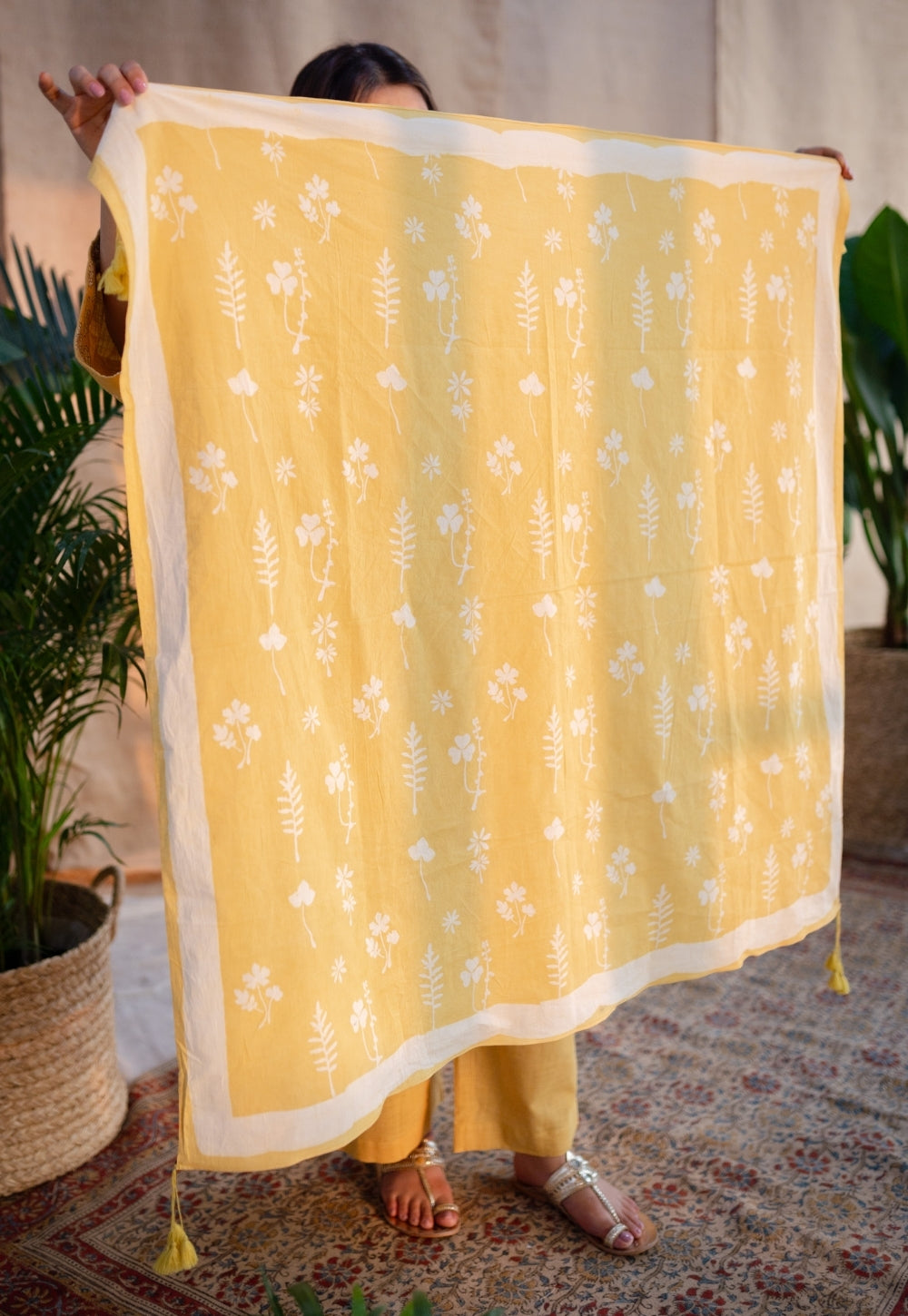 Nyra Slub Cotton Embroidered Jhabba Kali Kurta