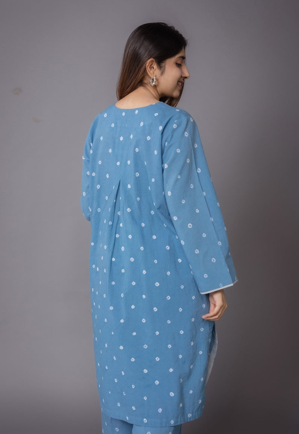 Kaaya Blue Bandhani Cotton Straight Kurta Set (Set of 2)