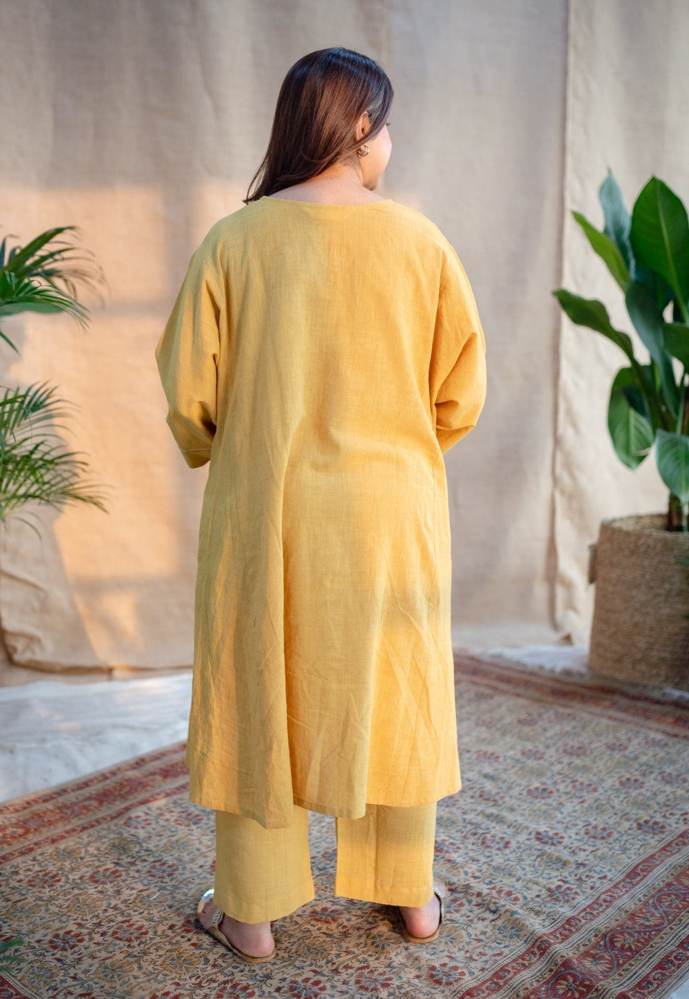 Nyra Slub Cotton Embroidered Jhabba Kali Kurta