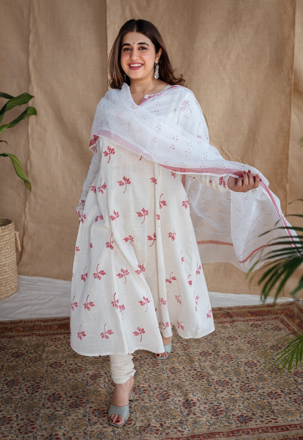 Mashia Dabu Slub Cotton Hand Embroidered Kali Kurta