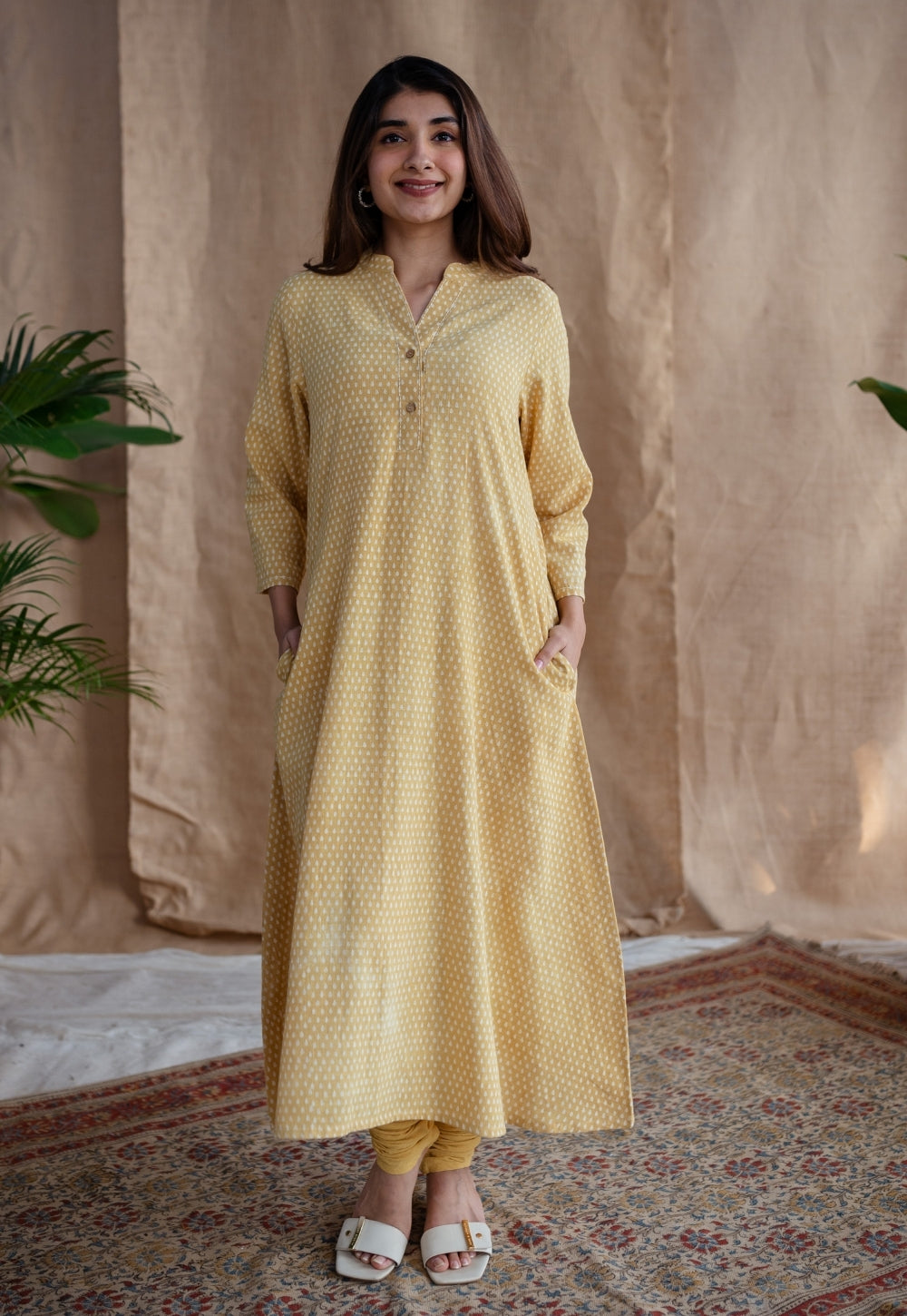 Safira Dabu Slub Cotton Hand Embroidered Kurta