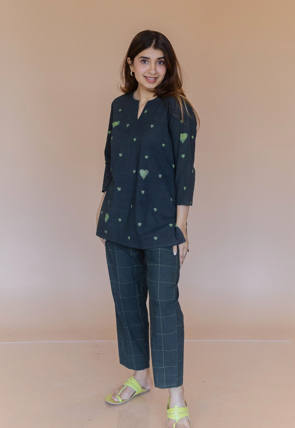 Navya Green Dabu Cotton Straight Short Top