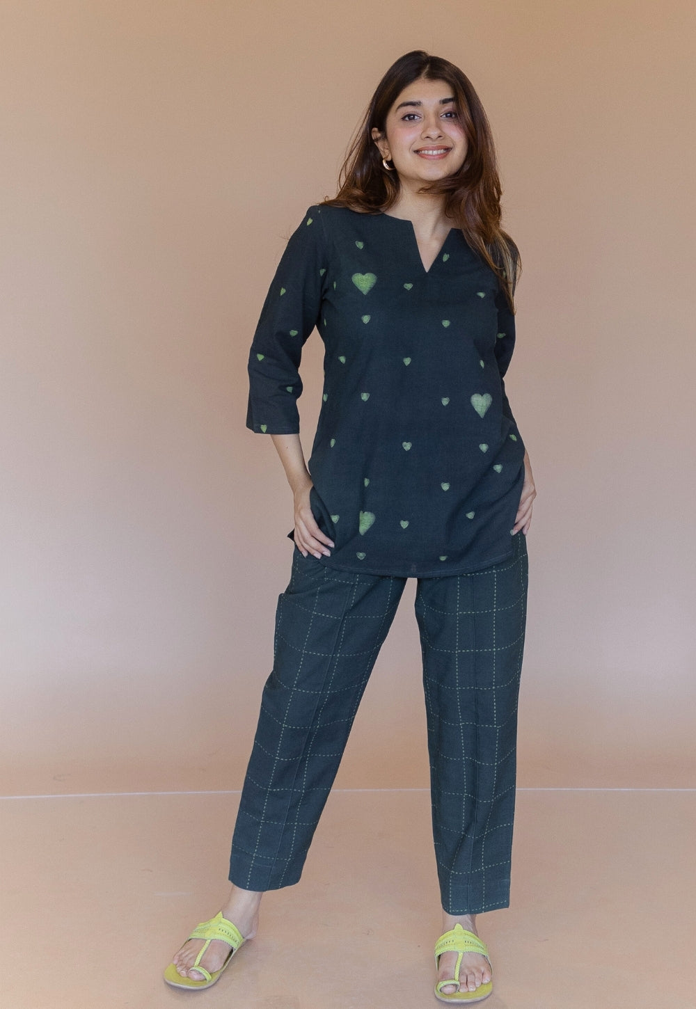 Navya Green Dabu Cotton Straight Short Top
