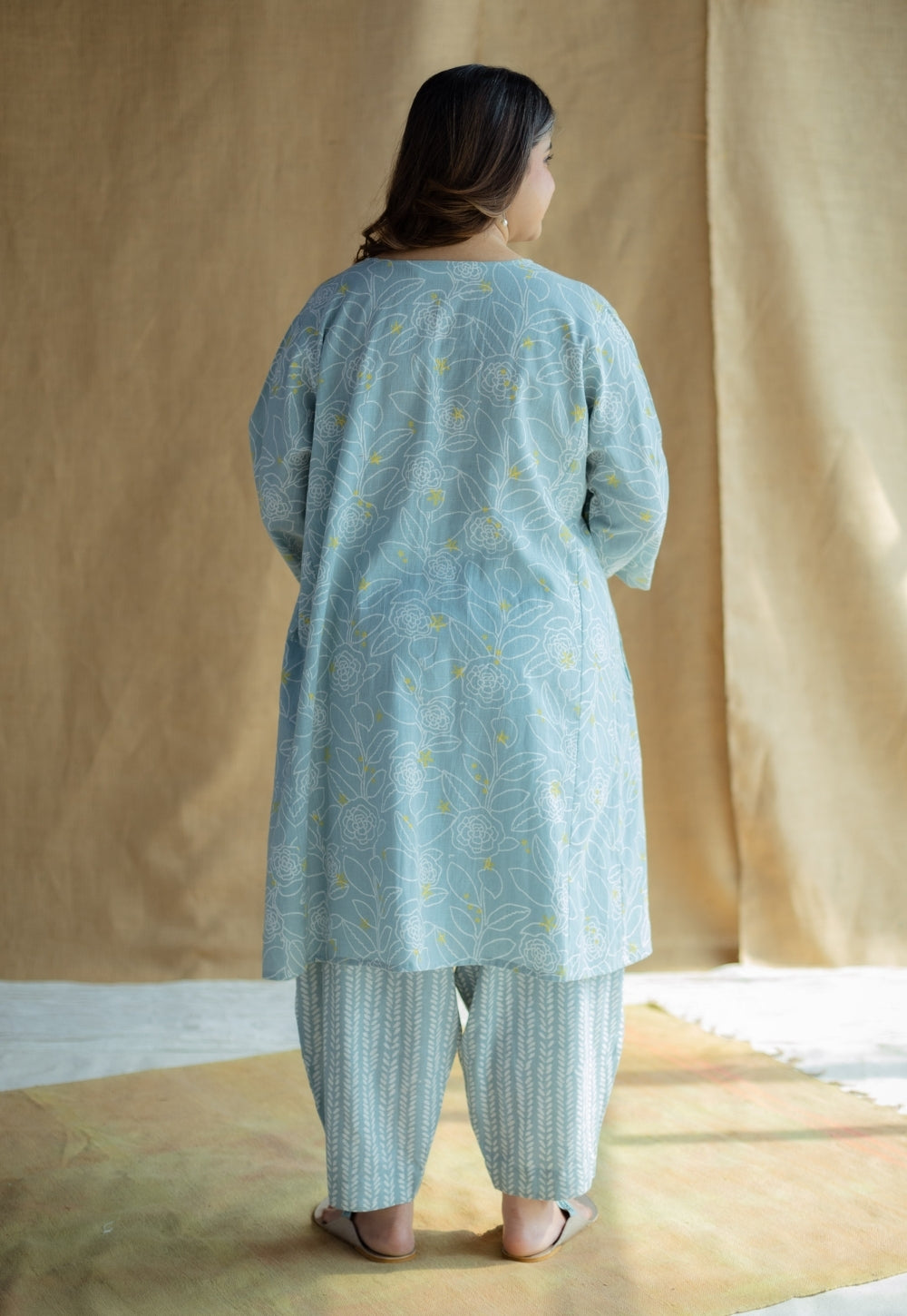 Jazmin Sky Blue Hand Block Print Slub Cotton Anti-Fit Kurta with Hand Embroidery