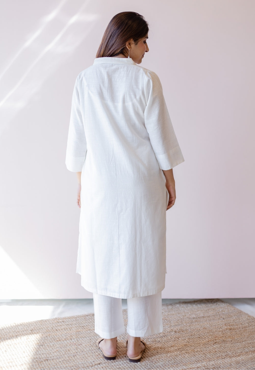 Hemali White Solid Handloom Cotton Straight Kurta